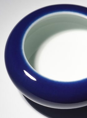 景德1004柴窑烧霁蓝铜锣洗