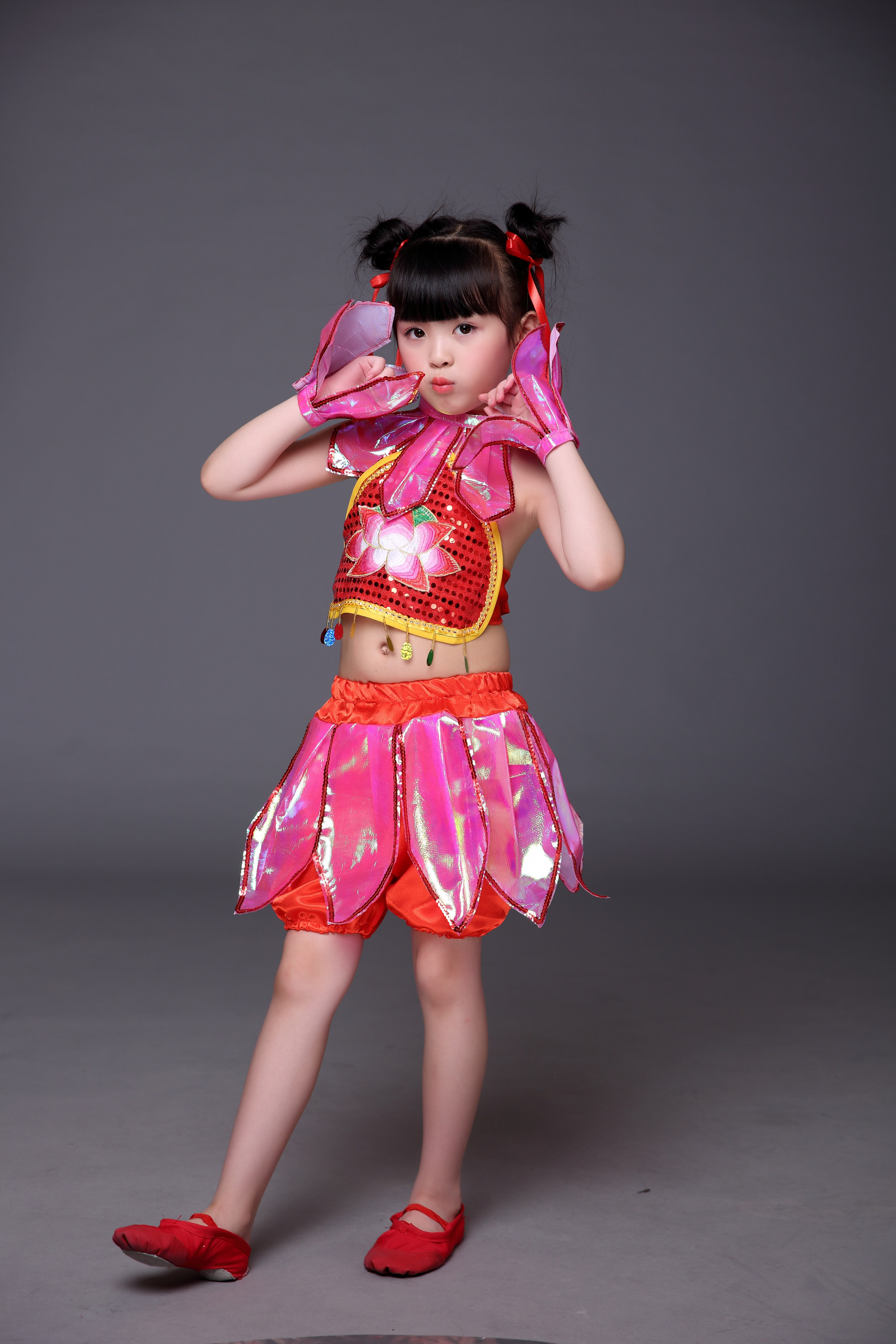 六一新款儿童哪吒服装莲花cos角色扮演哪吒闹海圈衣服舞蹈表演服