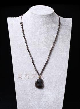 天然冰种磨砂挂坠黑曜石狐狸