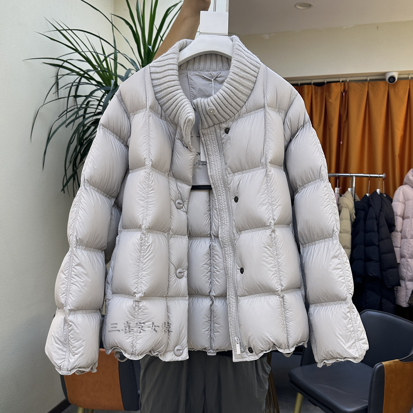 95白鸭绒针织立领短款羽绒服女2025冬装新款韩版宽松保暖加厚外套,淘宝优惠券,粉丝福利购,淘宝优惠卷