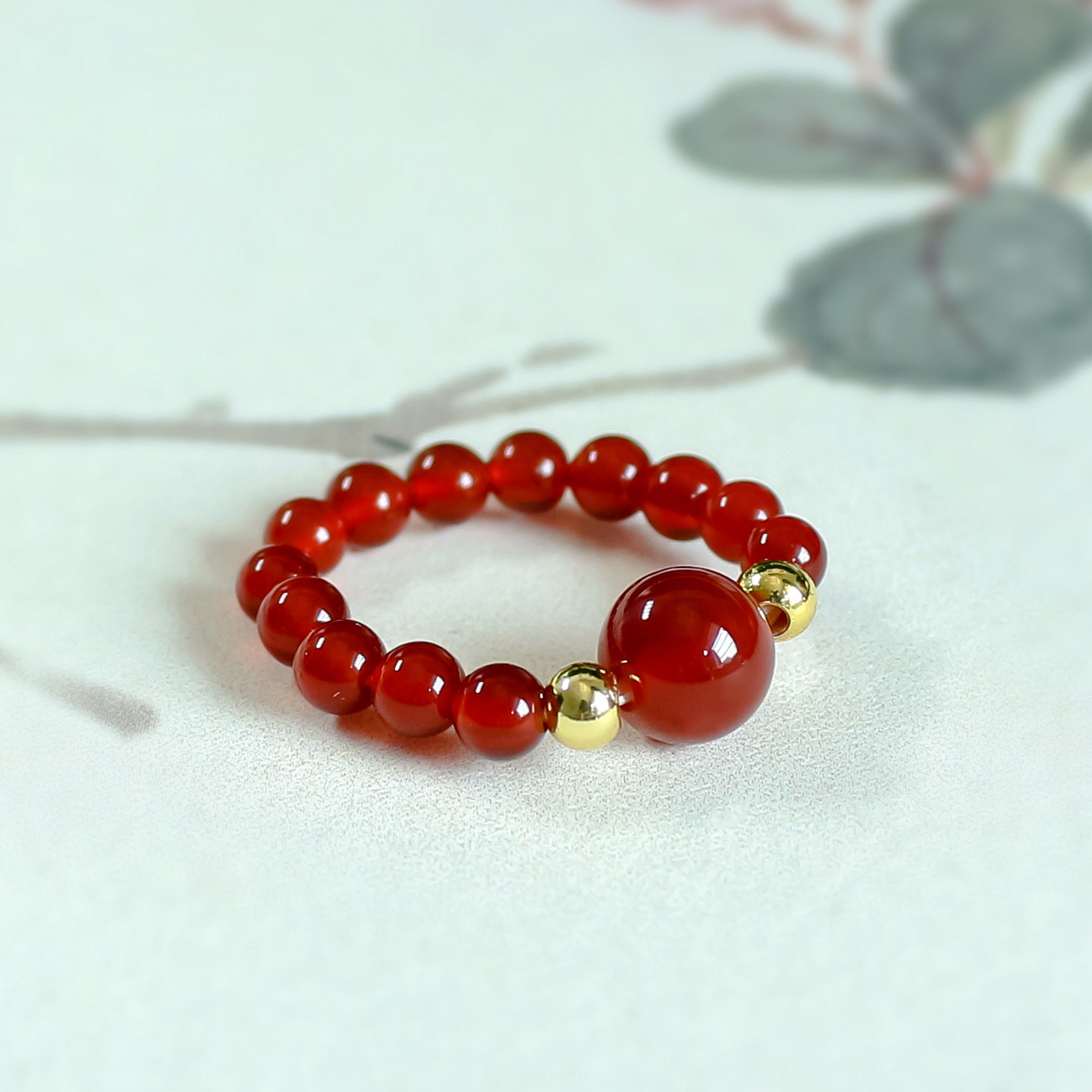 Zhenqiaoge red agate 18K gold bead ring