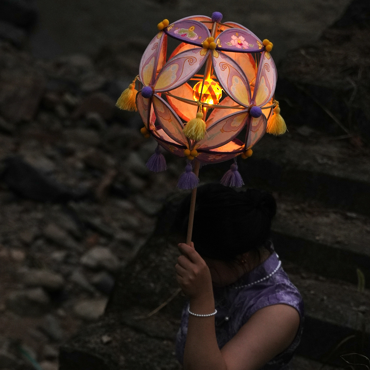 篾匠姑娘 好运蝶蝶绣球滚灯diy材料包花灯成品灯笼元宵中秋春节,淘宝优惠券,粉丝福利购,淘宝优惠卷