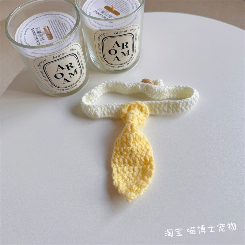 Purely handmade crocheted scarf, collar, accessories, pet cat and dog saliva towel, cute bow tie, hat collar