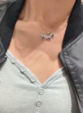 Heureusement腊肠狗项链配饰女生轻奢小众吊坠气质锁骨链高级感女