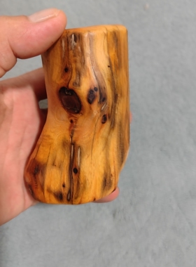 太行崖柏手把件陈化料高油红黑油天然虎皮纹满瘤疤根随型小底座