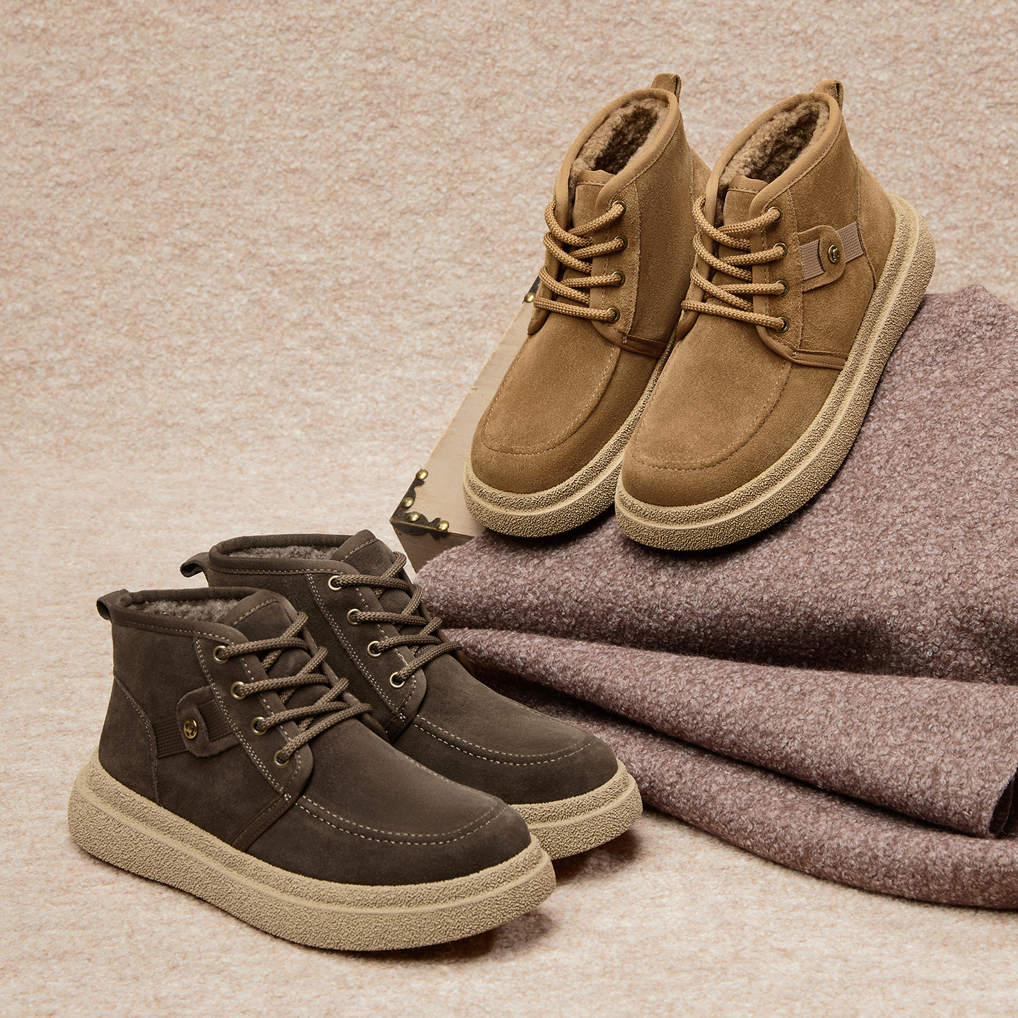 百思图25冬季商场新款加绒雪地靴时尚保暖户外棉鞋男短靴W2670DD5 - 图2