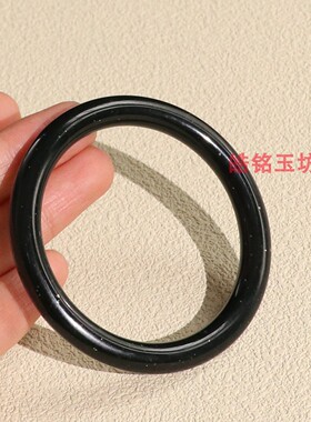 新疆和田玉青玉满天星玉镯