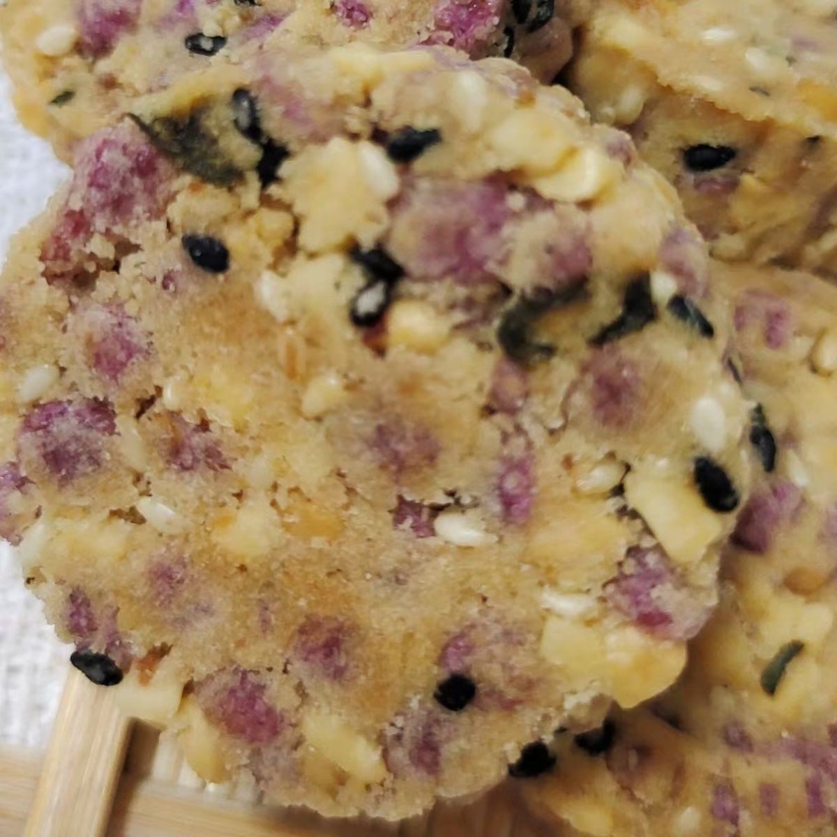 广东美食紫薯杂粮饼花生仁芝麻香葱味饼干粗粮饼客家特产零食年货,淘宝优惠券,粉丝福利购,淘宝优惠卷