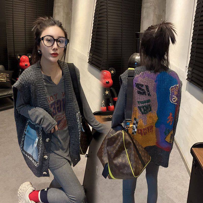 胖mm特大码300斤拼色字母后背单排扣针织马夹女秋冬毛衣马甲外套,淘宝优惠券,粉丝福利购,淘宝优惠卷