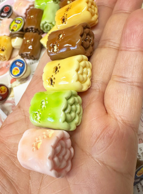 DIY高定立体仿真食玩微缩星球杯猫爪毛巾卷蛋糕冰贴娃屋拍摄道具