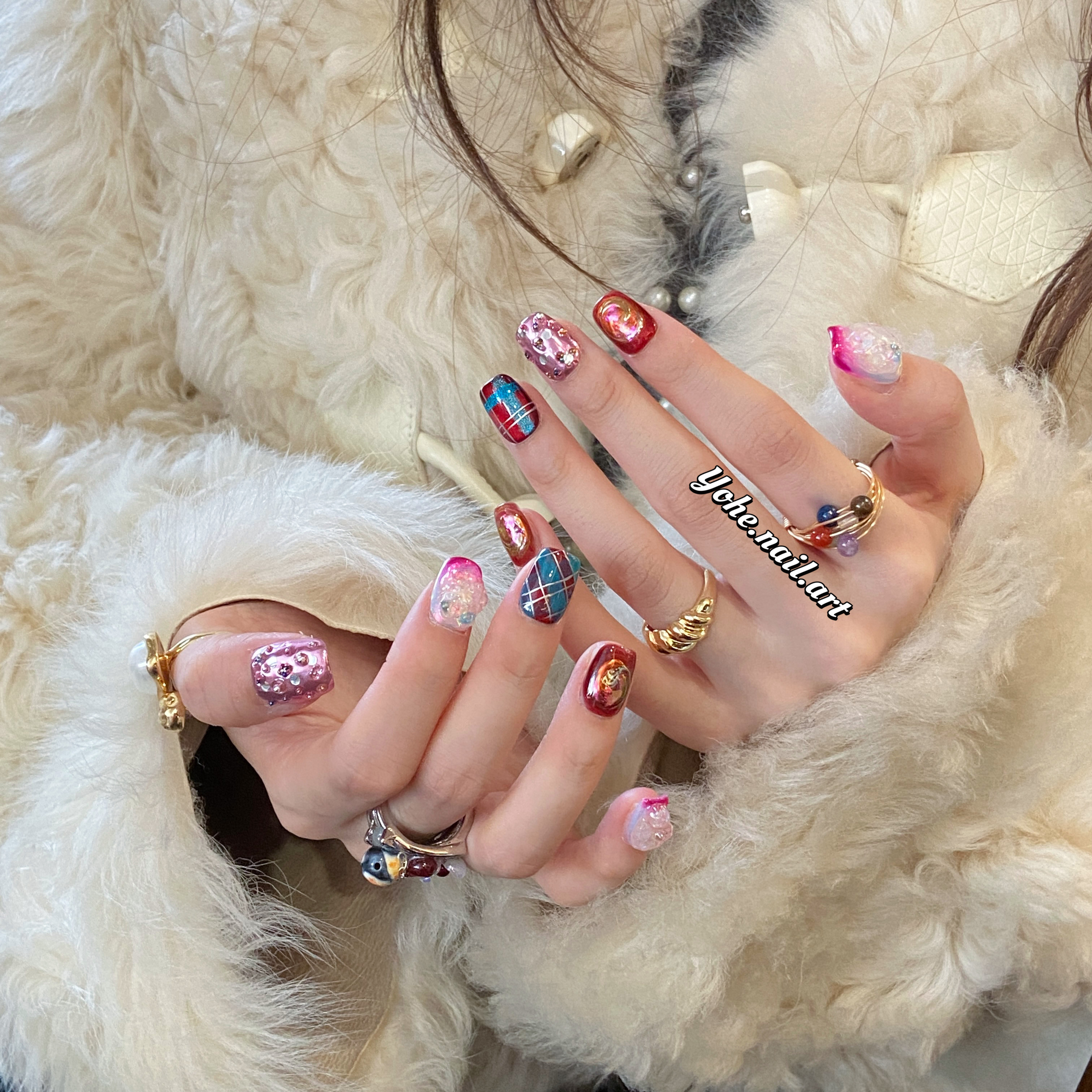 宥荷Studio 新年限定 霓虹格纹穿戴甲美甲定制假指甲手工定制短甲,淘宝优惠券,粉丝福利购,淘宝优惠卷