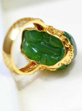 原创设计翡翠金镶玉手饰送老婆礼