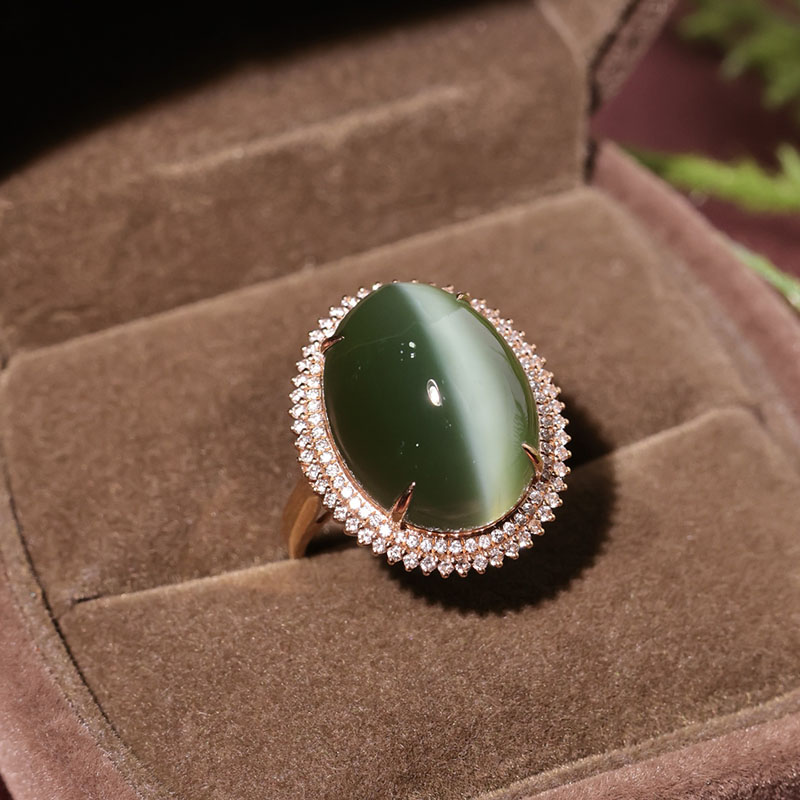 Fashionable Hetian jade inlaid with gold for wife’s birthday