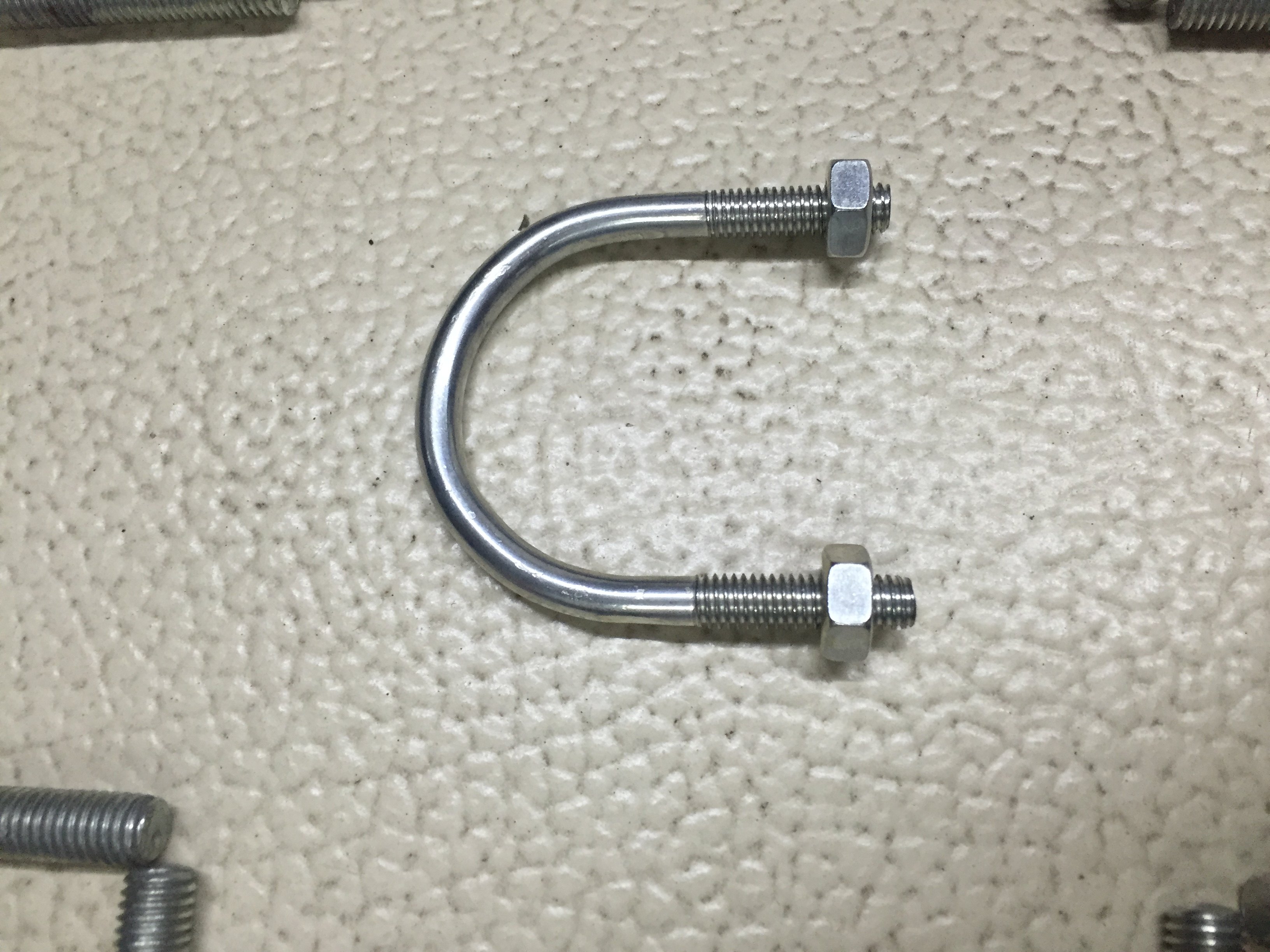 国标U型卡箍/U型管卡/U型抱箍/U型卡扣/镀锌U型卡dn50/100/150_虎窝淘