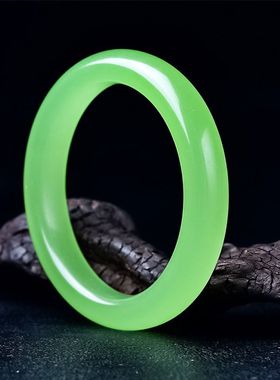 手镯冰种翡翠色水沫满绿冰种伴生