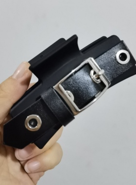 回元抓夹皮革机车朋克