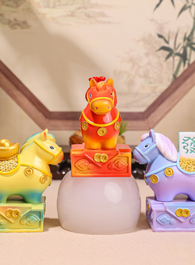卡卡KA中国风渐变立体小马元宝钱币福袋发财元素树脂摆件新年礼物