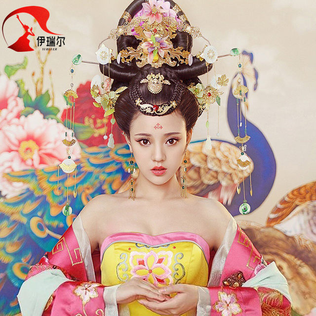 Photography Queen and Concubine Peacock's Southeastern Flight Performance Costume