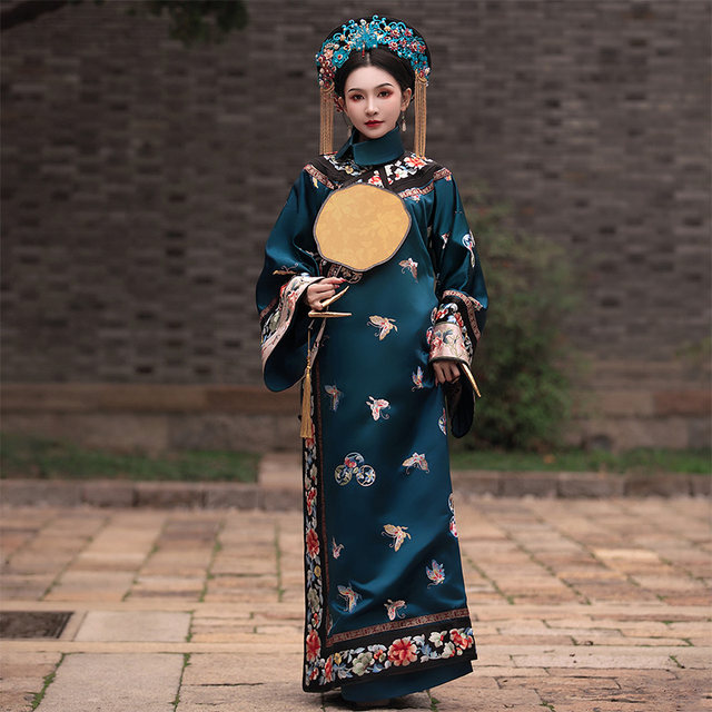 Yirel 2023 green silk brocade ancient costume real shot