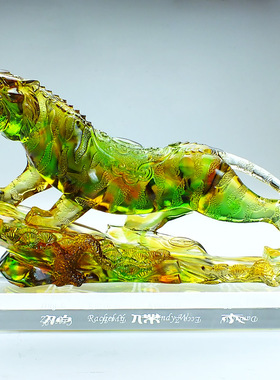 琉璃上山虎水晶老虎摆件招财虎