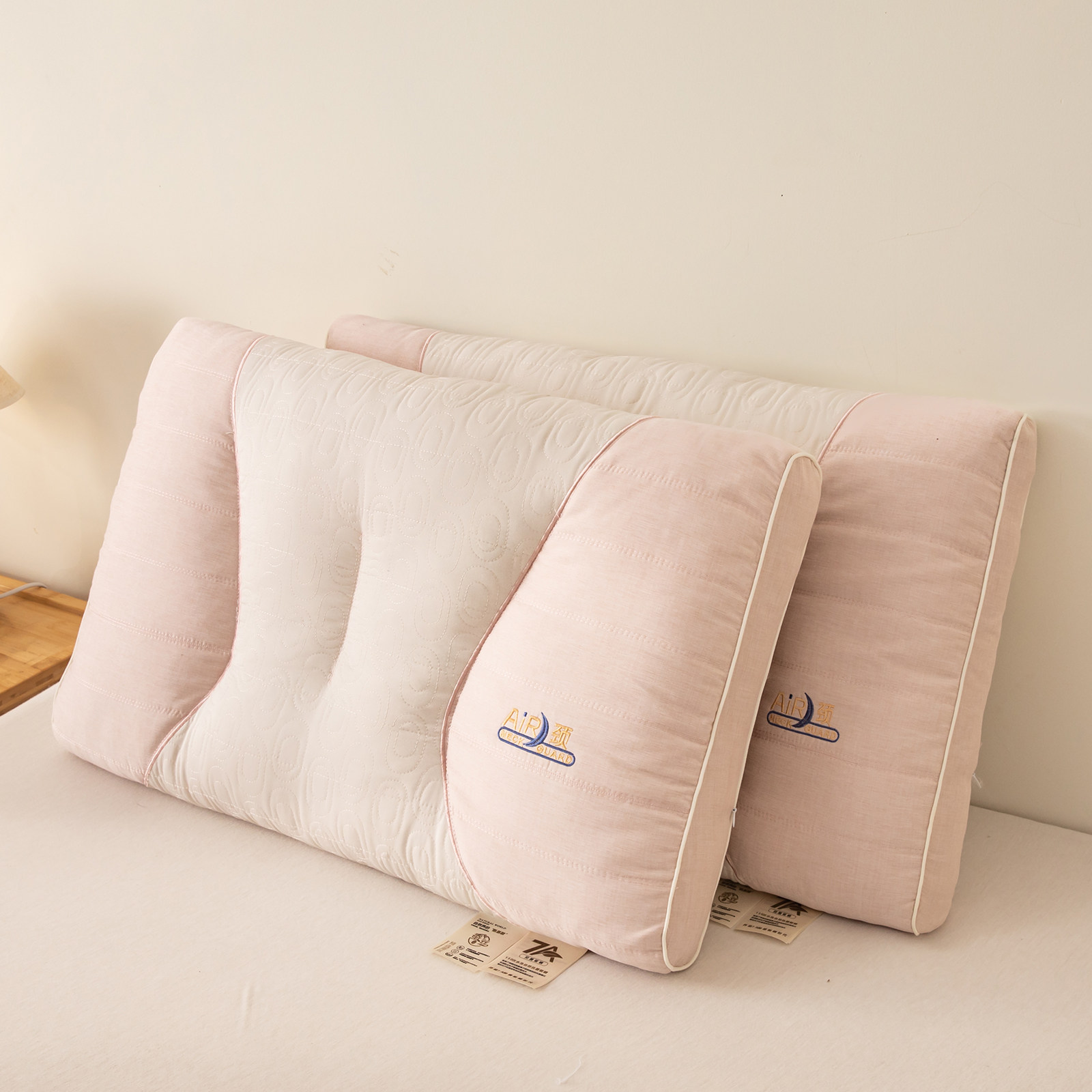 2026新款蚕丝枕头护颈椎专用枕芯助睡眠成人家用学生宿舍一单只装,淘宝优惠券,粉丝福利购,淘宝优惠卷