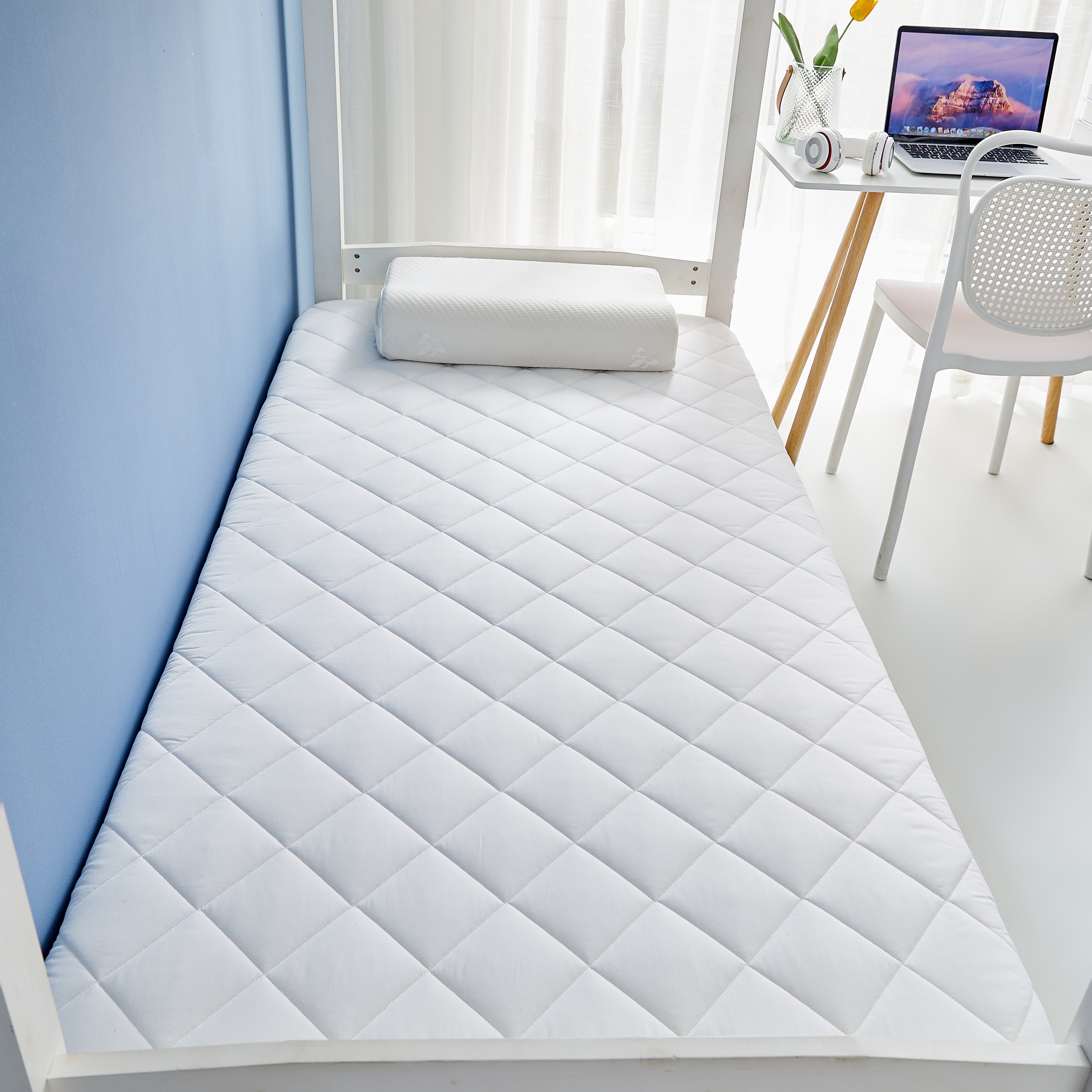  卡莫妮床垫/床褥/床护垫/榻榻米床垫