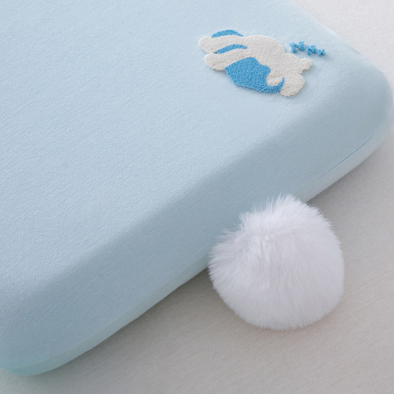 Class A memory foam children's pillow