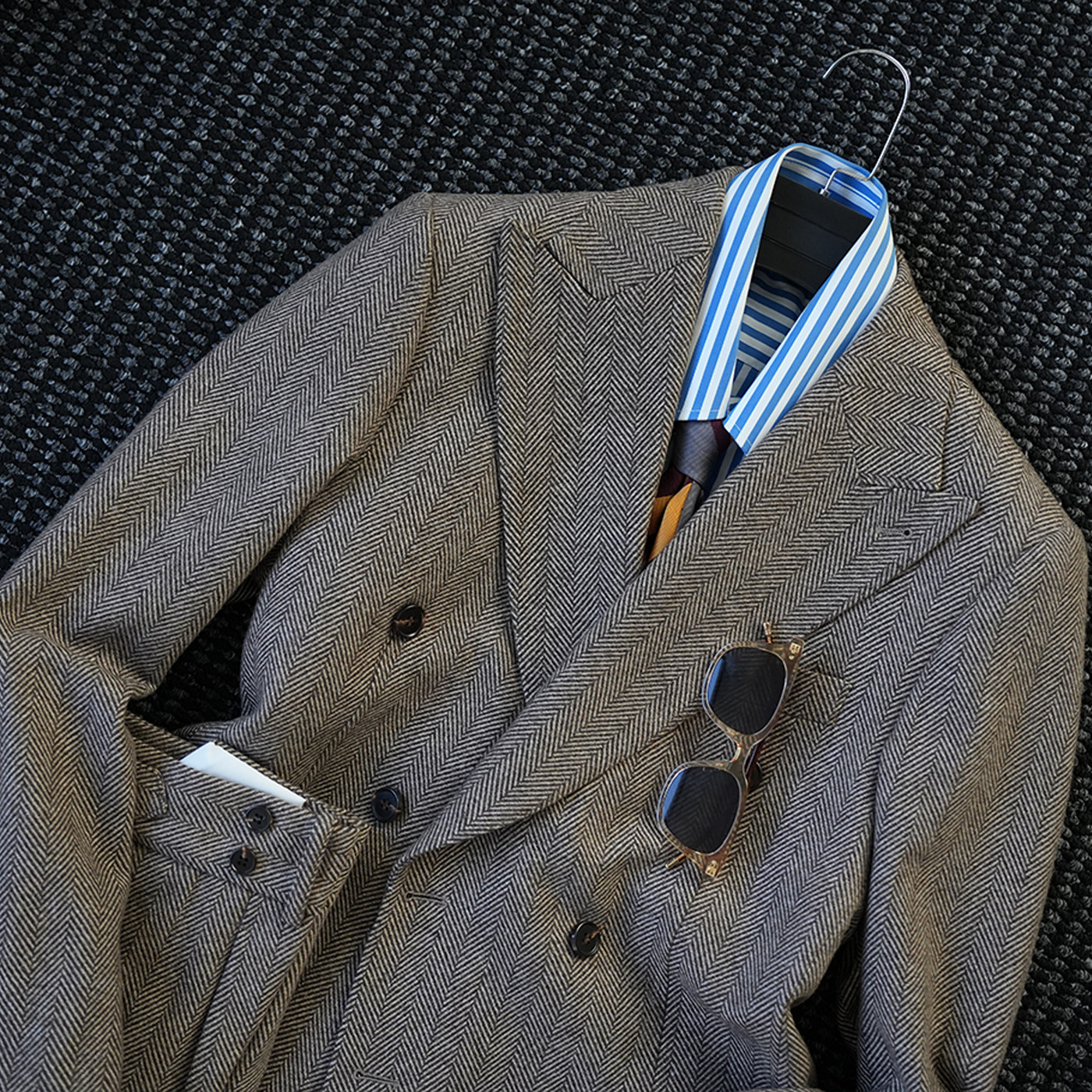 CsuGent秋冬季人字纹羊毛戗驳领双排扣西服男高定保暖西装外套潮,淘宝优惠券,粉丝福利购,淘宝优惠卷