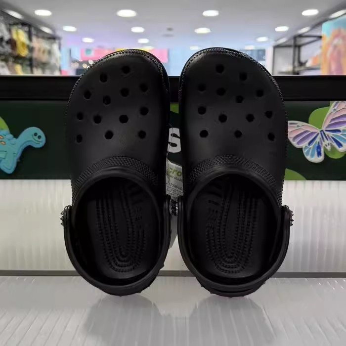 Crocs卡骆驰经典装饰朋克铆钉轻便舒适时尚包头沙滩洞洞鞋211596 - 图1