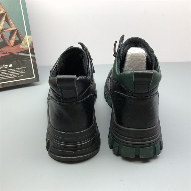 Women's outdoor hiking shoes with flat lace-up high-top shoes