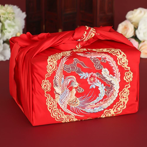 Женщина брак.