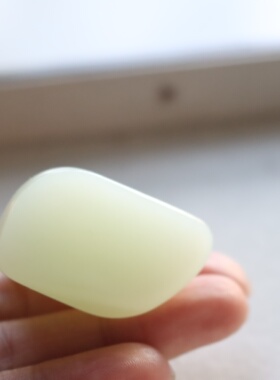 新疆和田玉籽料天鹅小摆件手玩件