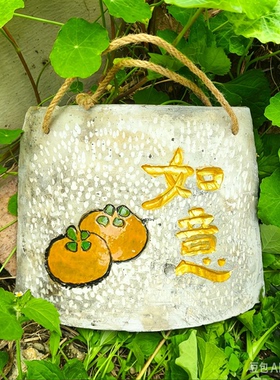 柿柿如意瓦片画。雕刻绘画，百年老瓦 挂件 茶室古朴户外墙壁装饰