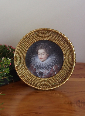 维多利亚复古金摆台人像小摆件