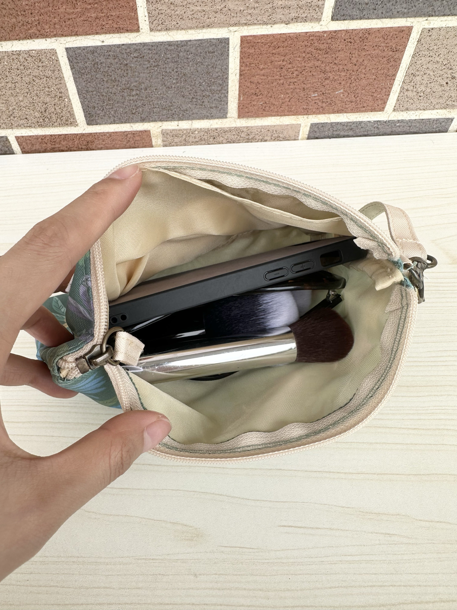 日单迪士尼彼得潘卡通周边可爱化妆包手拿包收纳包笔袋随身小物包,淘宝优惠券,粉丝福利购,淘宝优惠卷