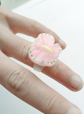 萌言饰品儿童发光树脂戒指买就送