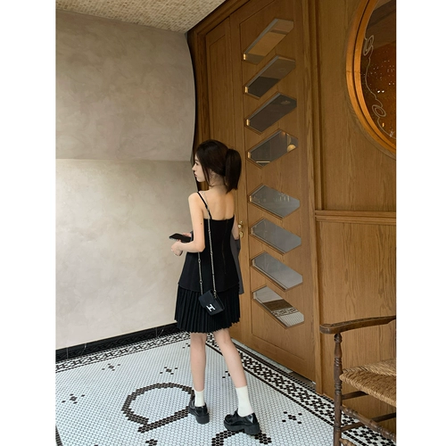 Приталенное платье, корсет, юбка в складку, французский стиль, облегающий крой