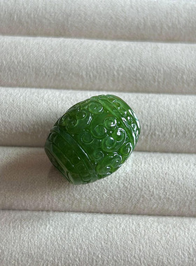 天然玉石 新疆碧玉 菠菜绿碧玉路路通 无杂无裂 雕刻吊坠