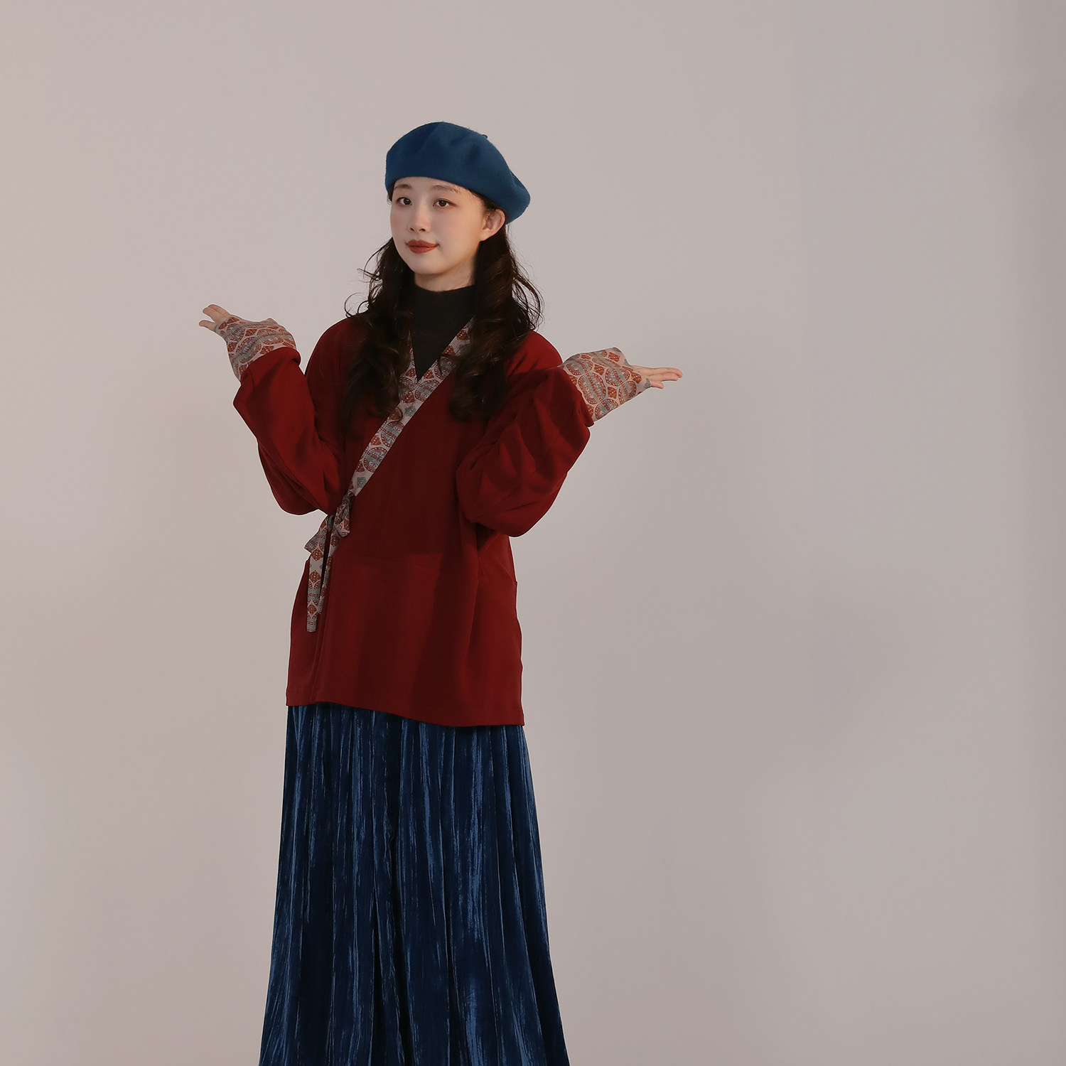 谜阿凰【赤绡里衣】汉服冬季套装红色内搭上衣女士新年国风半身裙,淘宝优惠券,粉丝福利购,淘宝优惠卷