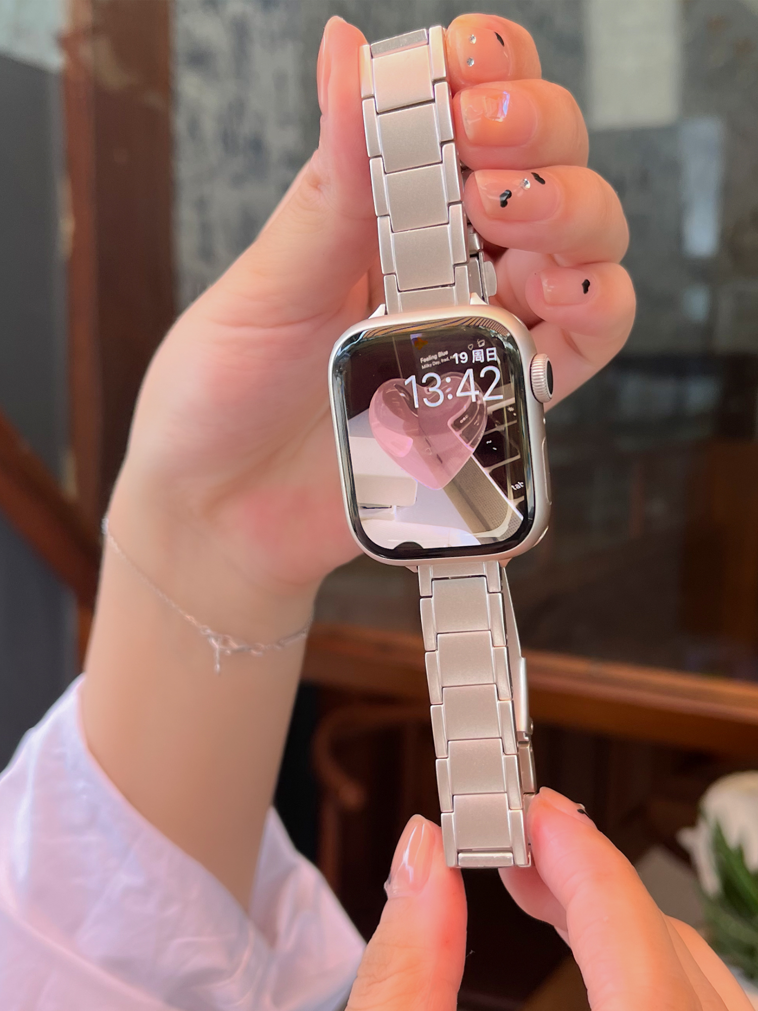 星光色细款不锈钢女款适用于苹果手表applewatch表带iWatch876543-图1