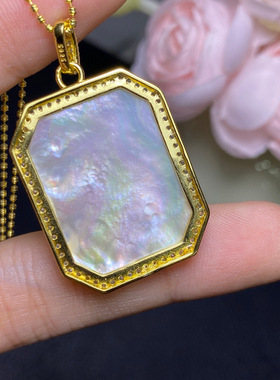 天然月光石吊坠精品蓝月光玻璃体微棉925银精工镶嵌，8*10mm