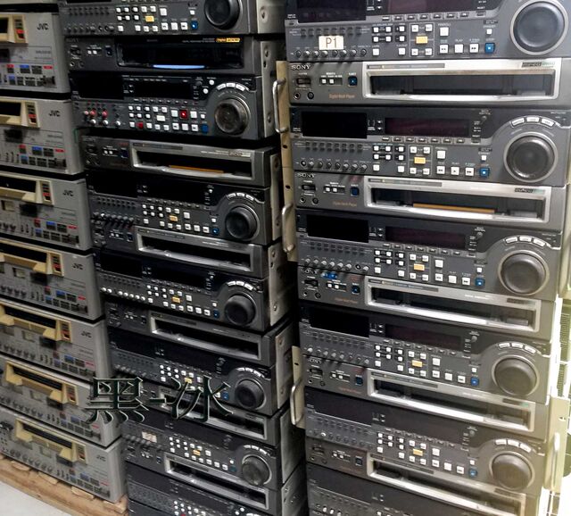 Panasonic AJ-D940/955/960/930 DVCPRO tape recorder player