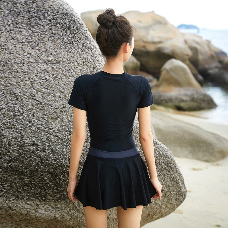 TT运动撞色泳衣女夏保守游泳衣遮肚显瘦2022新款海边防晒连体泳装_女装_女士精品