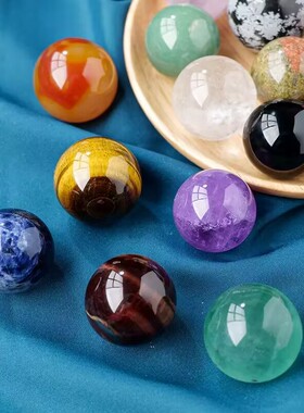 天然水晶球摆件白水晶粉原石打磨