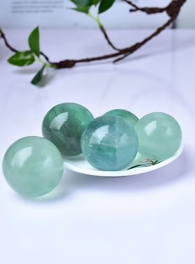 天然绿萤石水晶球摆件原石打磨