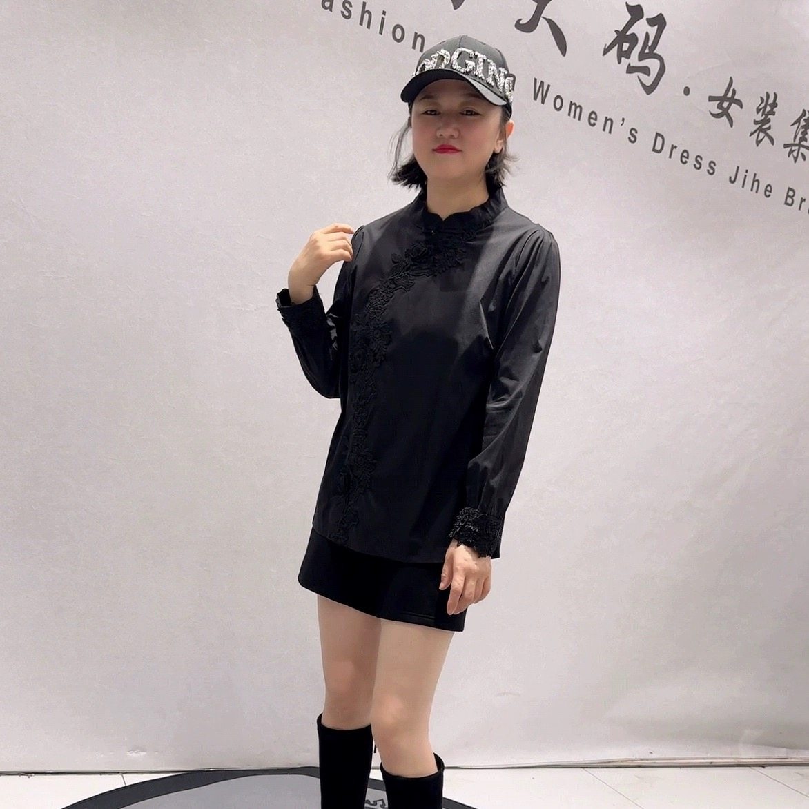 5557芮娜依莲年货春款欧货重工刺绣衬衫加大码女装胖妹妹国风上衣,淘宝优惠券,粉丝福利购,淘宝优惠卷