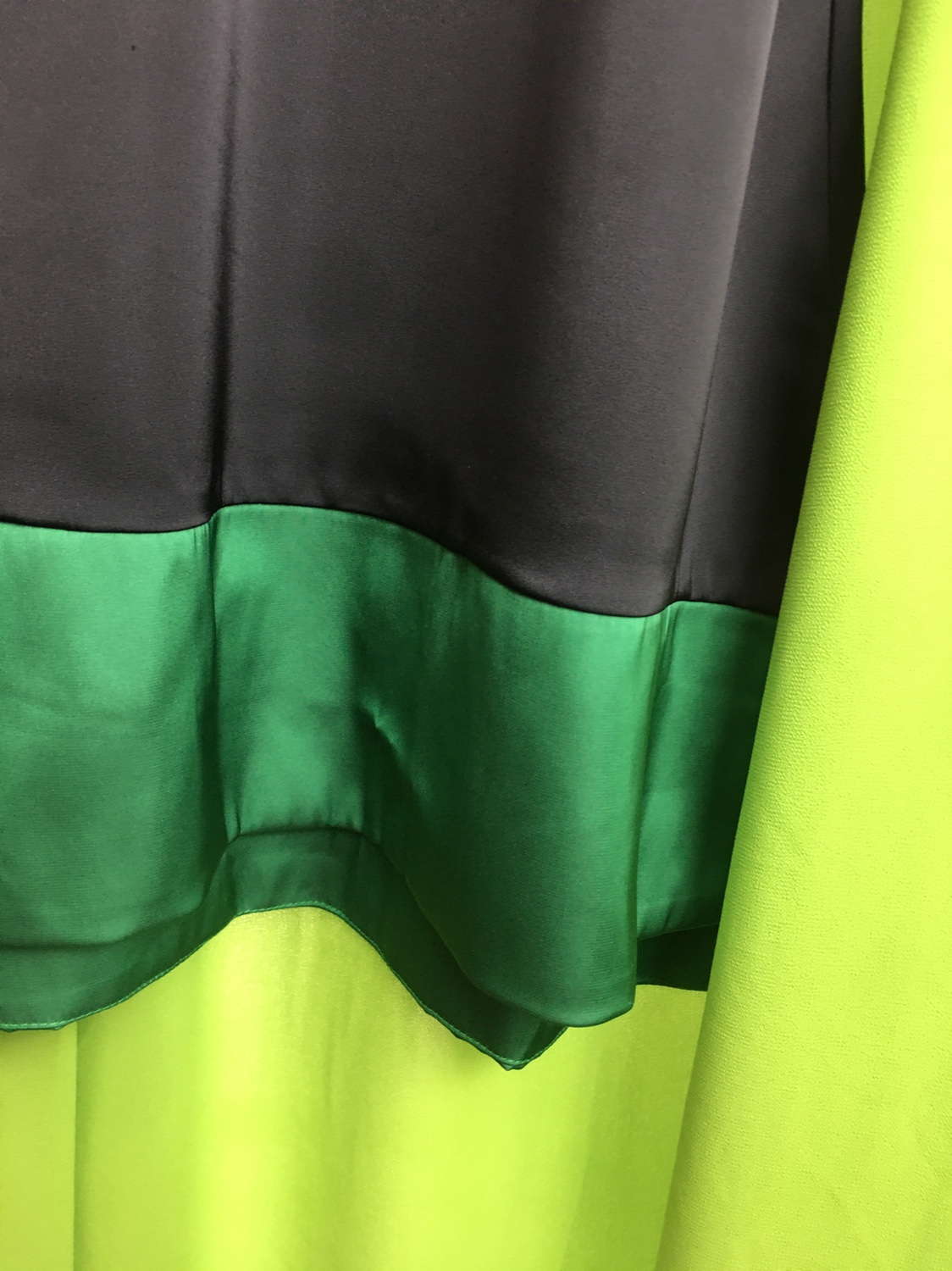 2023新款国风中式连衣裙黑色拼接绿色短袖长裙立领套头a字连衣裙