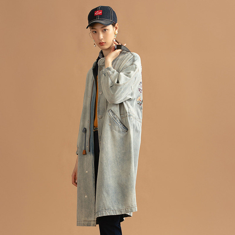 渔牌女装外套女2021年新款春秋长款水洗牛仔绣花长款风衣ffnc3060