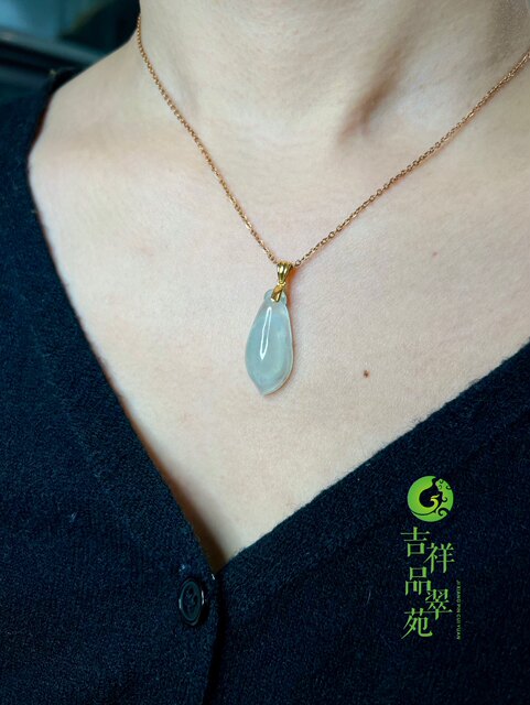 Bingzhong moxisha gum melon 18K gold pendant