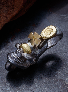 国内现货高山隆点金独眼骷髅吊坠